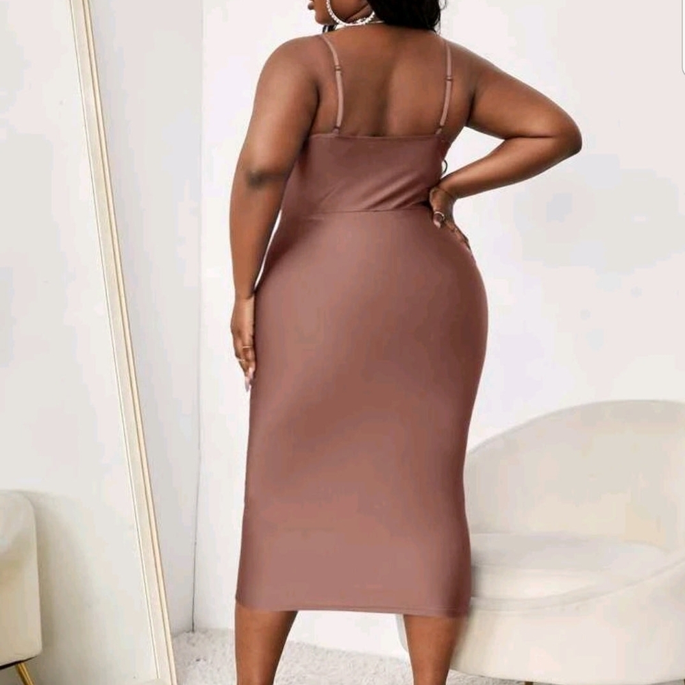 Elegant Brown Midi Dress